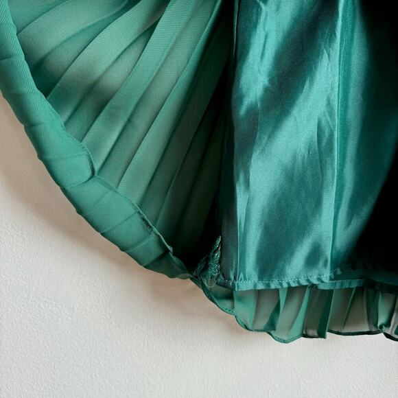 ASOS DESIGN Lace Insert Pleated Midi Skater Dress in Green - Picture 11 of 11